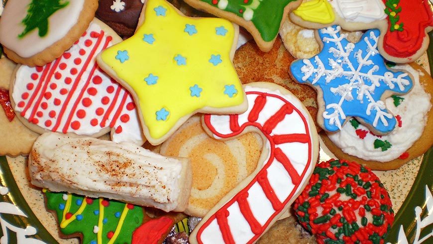 A plate of cookies