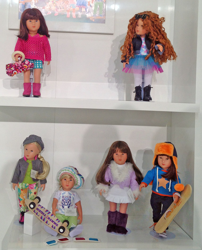 The new doll series "Cool Girls"